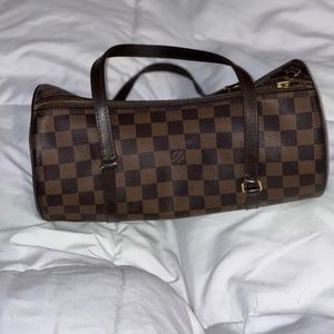 Louis Vuitton Papillion purse